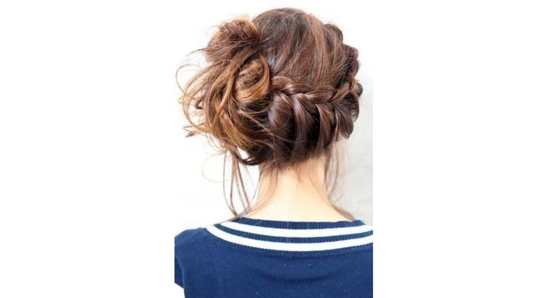 Chignon laterale con treccia