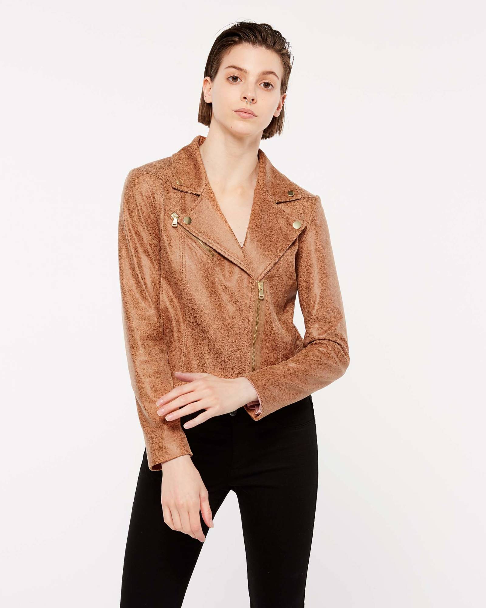 Chiodo effetto scamosciato Sisley a 129,00 euro autunno inverno 2018 2019