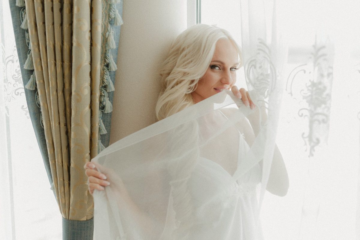 Come scegliere l'intimo da sposa