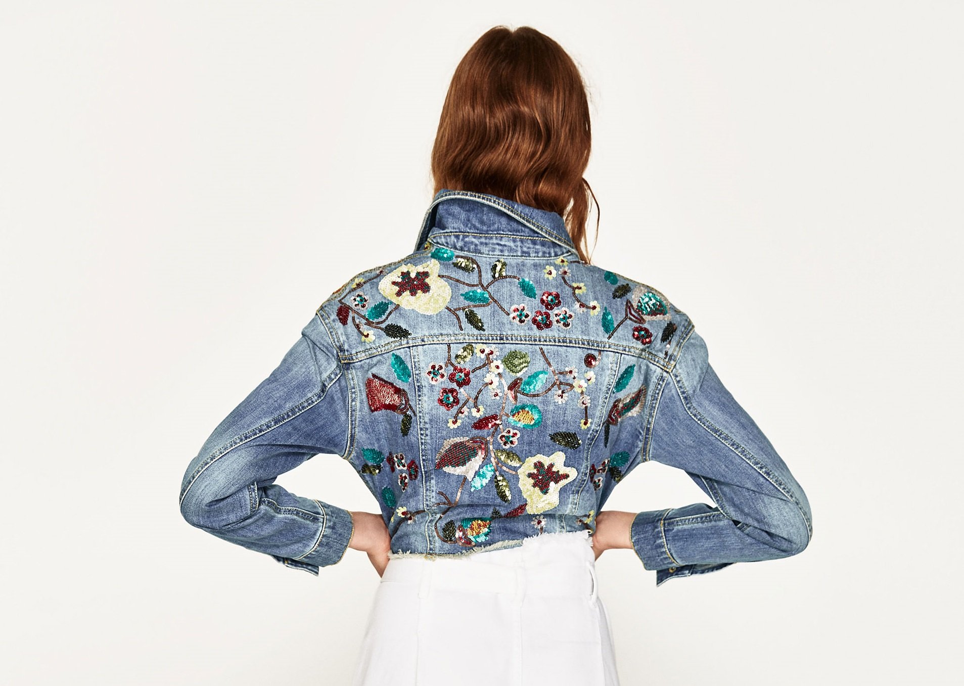 Giacca di jeans a fiori con paillettes