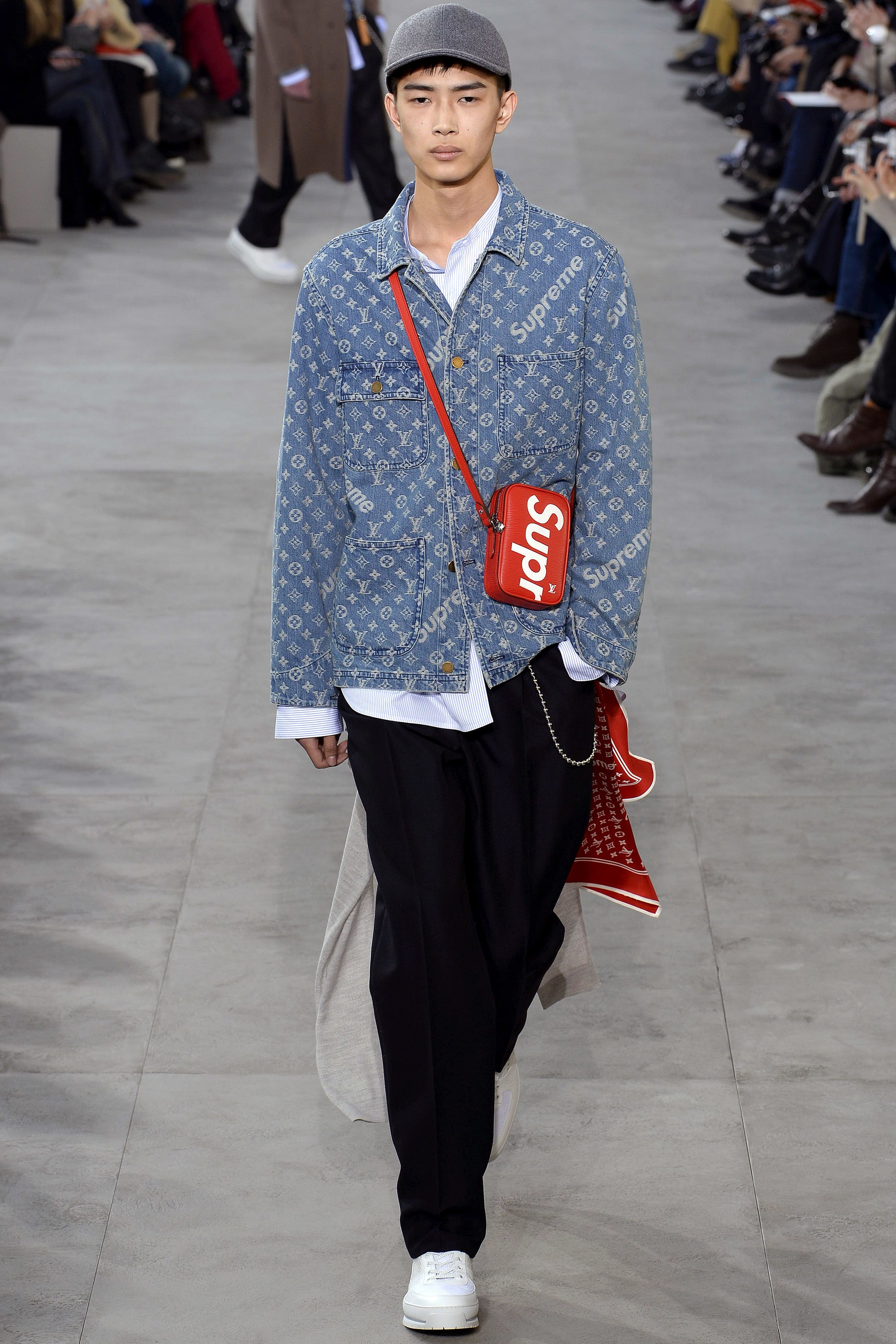 Giacca logata Louis Vuitton X Supreme