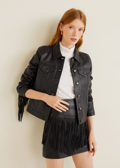 Gonna corta di pelle con frange Mango a 79,99 euro