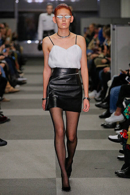 Gonna di pelle corta a vita alta Alexander Wang tendenza autunno inverno 2018 2019