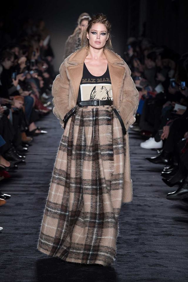 Gonna lunga Max Mara a vita alta
