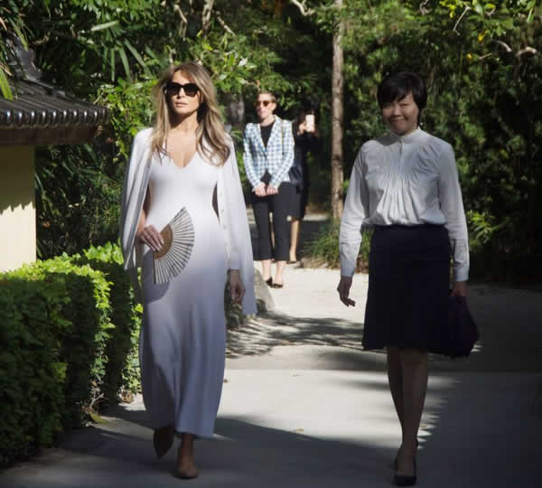 I migliori look dell’anno di Melania Trump [FOTO]