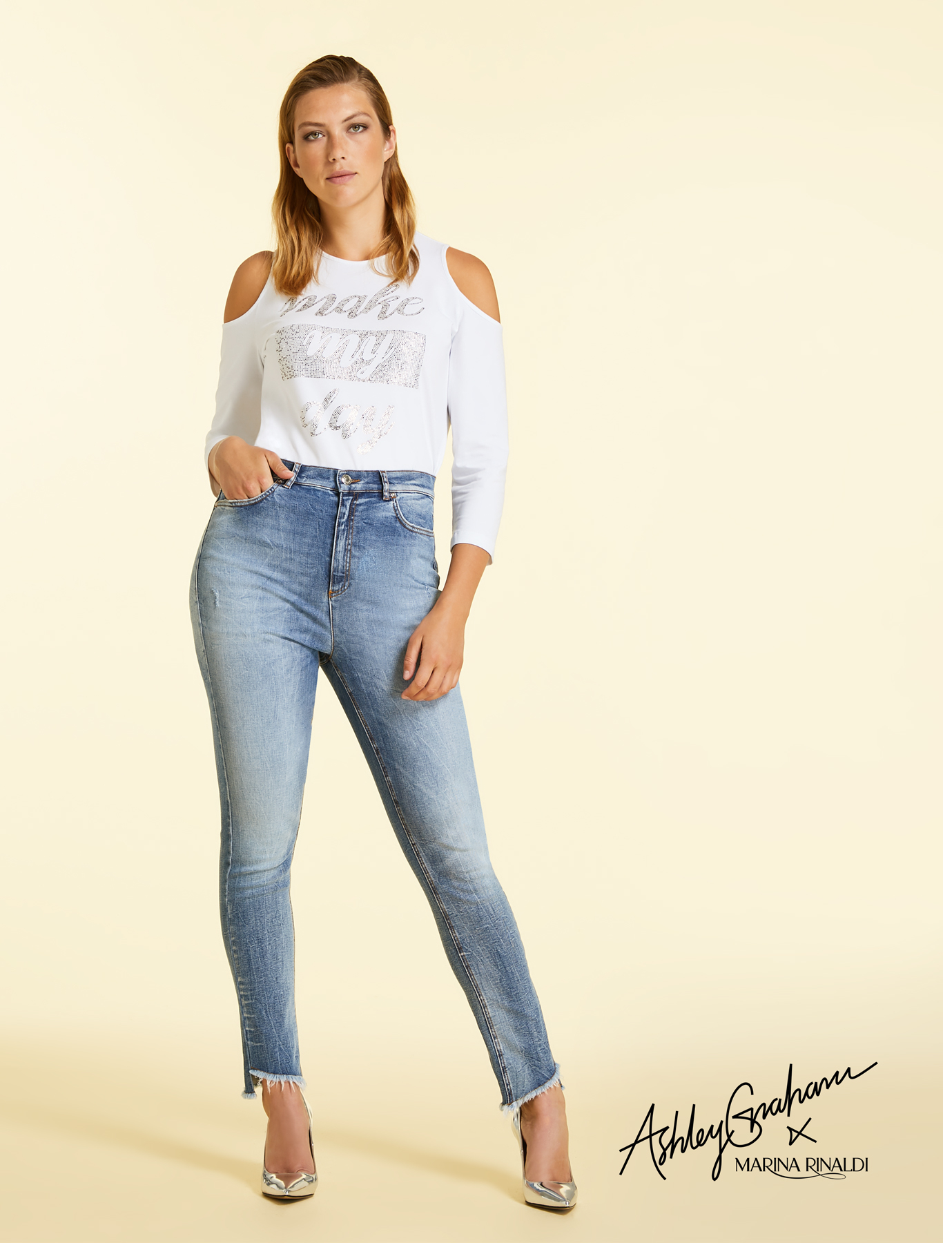 Jeans chiari Ashley Graham per Marina Rinaldi a 185 euro