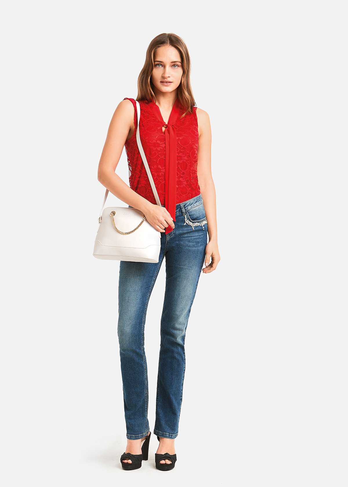 Jeans con strass e perline Camomilla