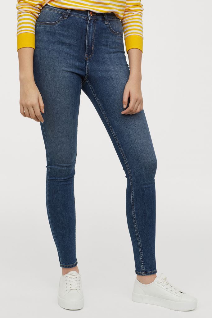 Jeans skinny a vita alta H&M a 19,99 euro