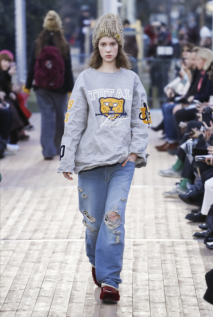 Jeans strappati Undercover