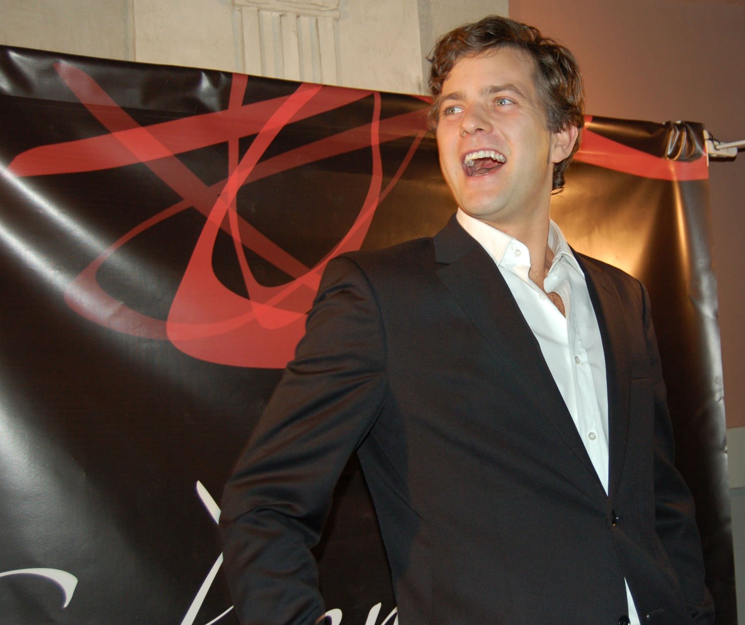 Joshua Jackson ai Golden Graal