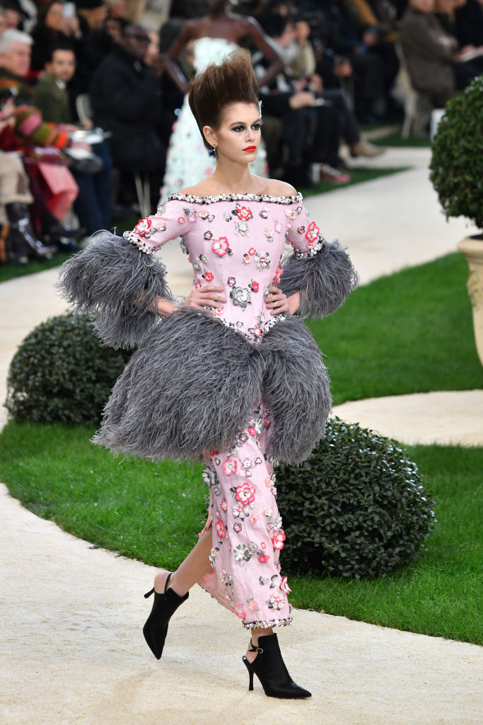 Chanel : Runway Paris Fashion Week Haute Couture Spring Summer 2019