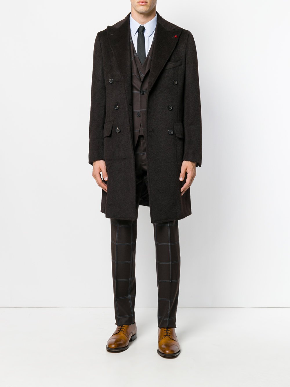 Look uomo matrimonio con cappotto Isaia