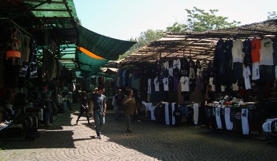 Mercato via Sannio a Roma