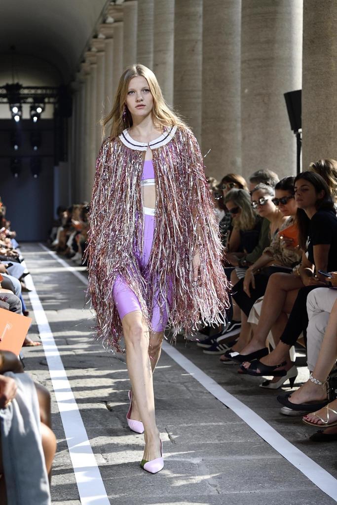 Milano Fashion Week settembre 2018 tendenze Primavera Estate 2019 pantaciclisti