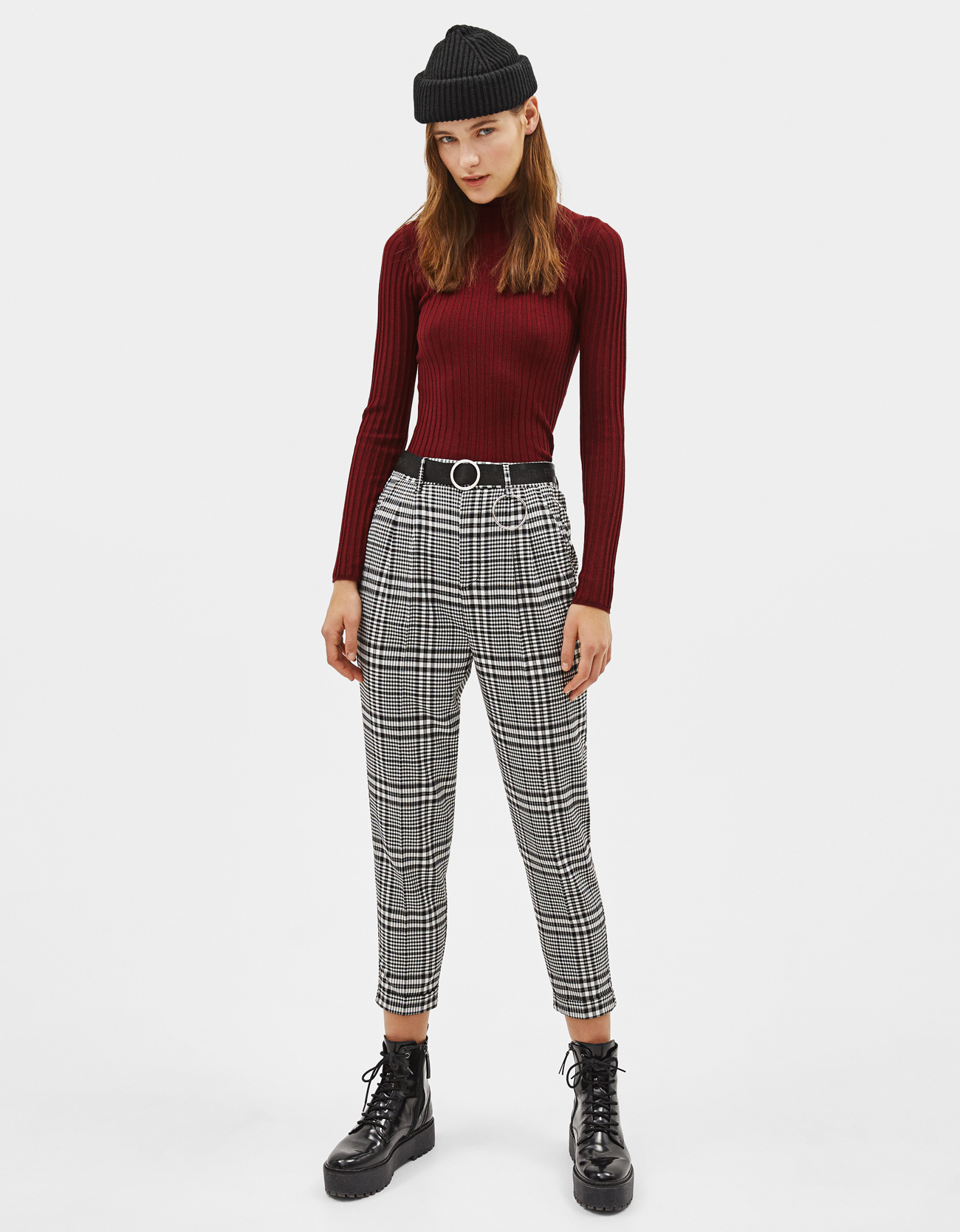 Pantaloni a deals vita alta bershka