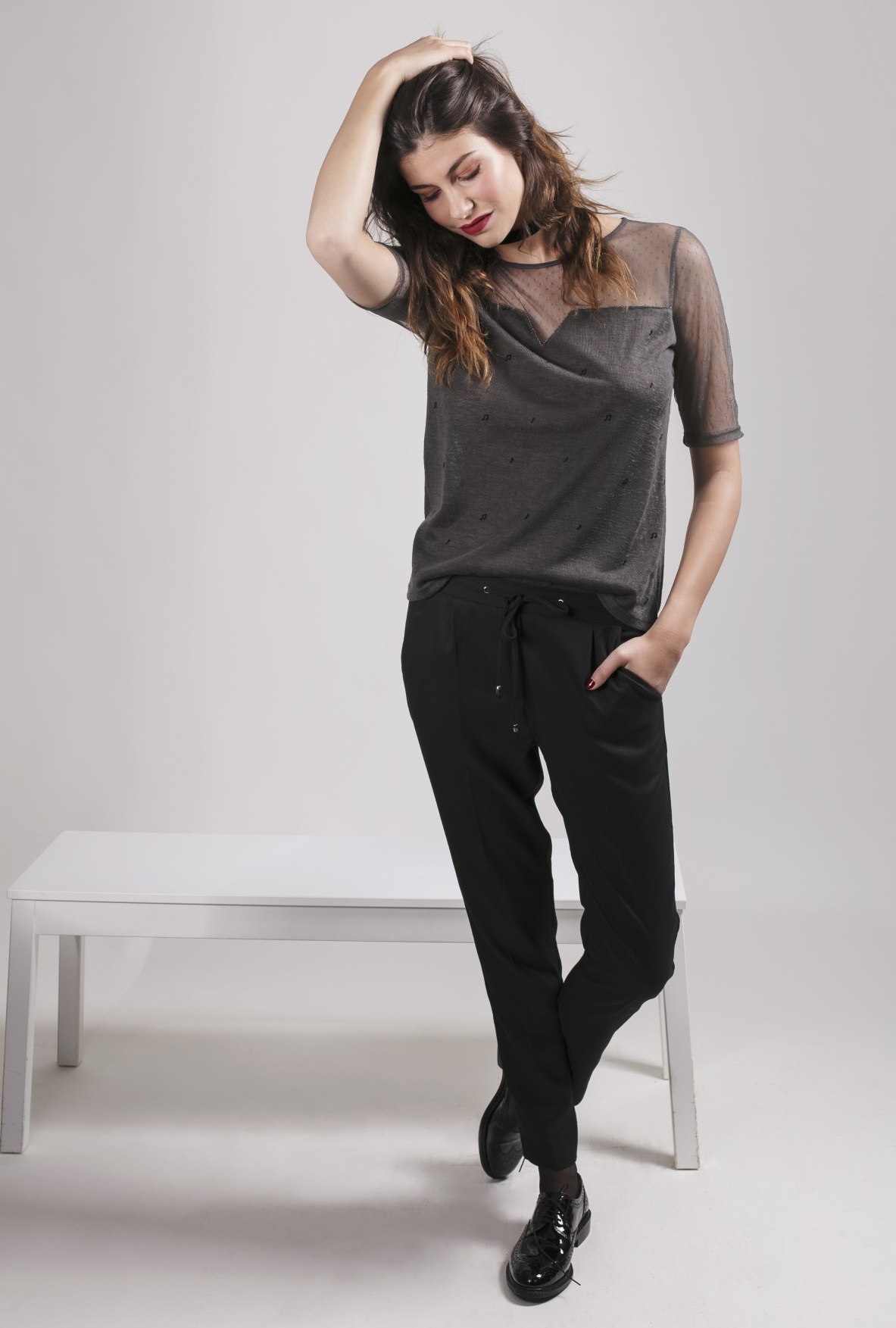Pantaloni a vita alta