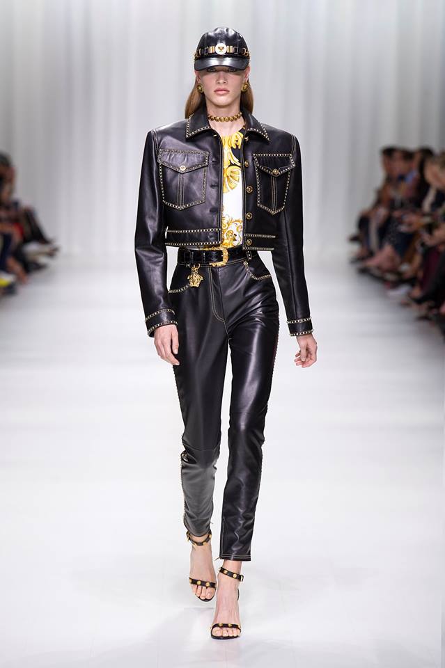 Pantaloni di pelle a vita alta Versace fb