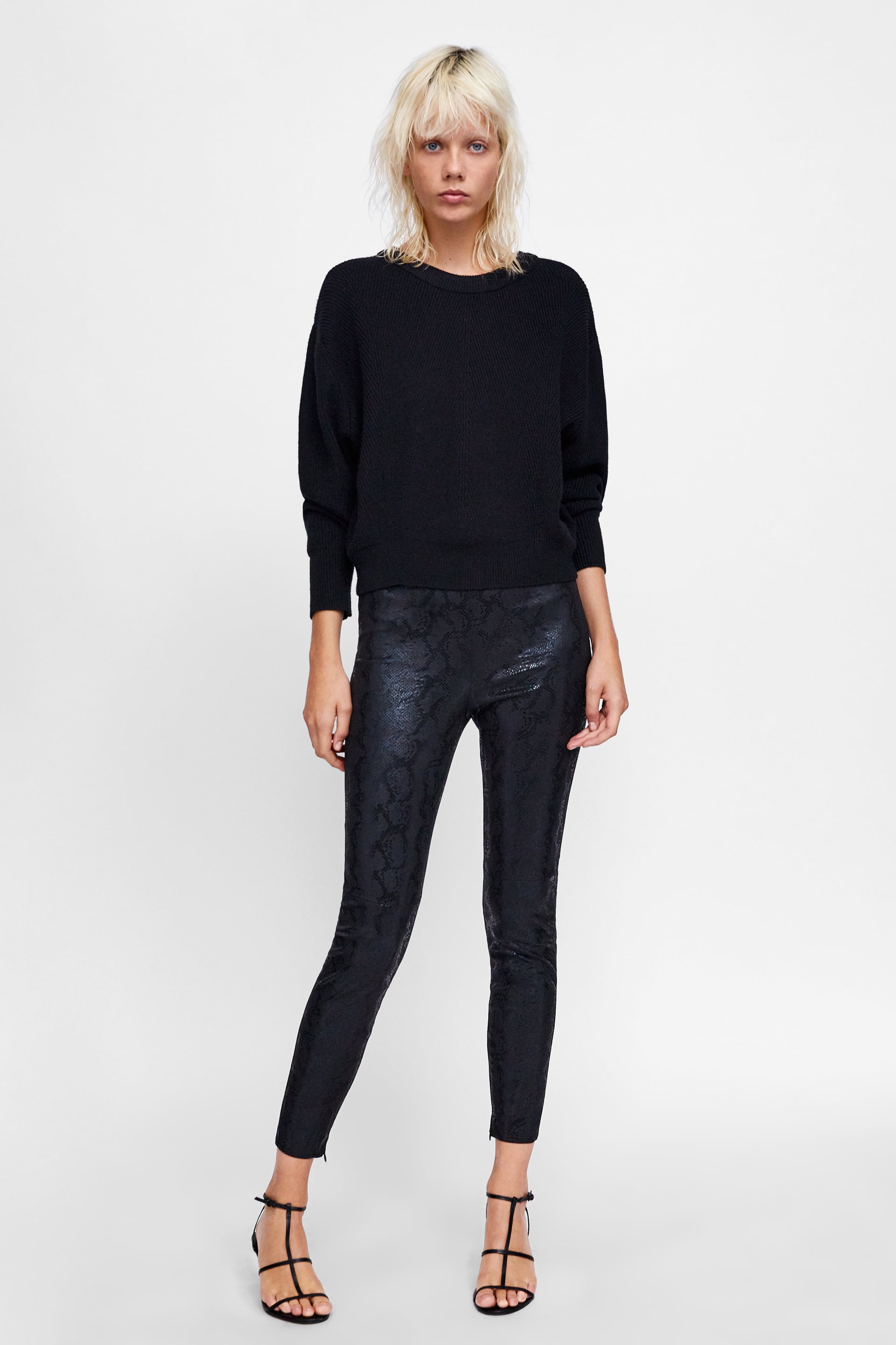 Pantaloni effetto serpente Zara
