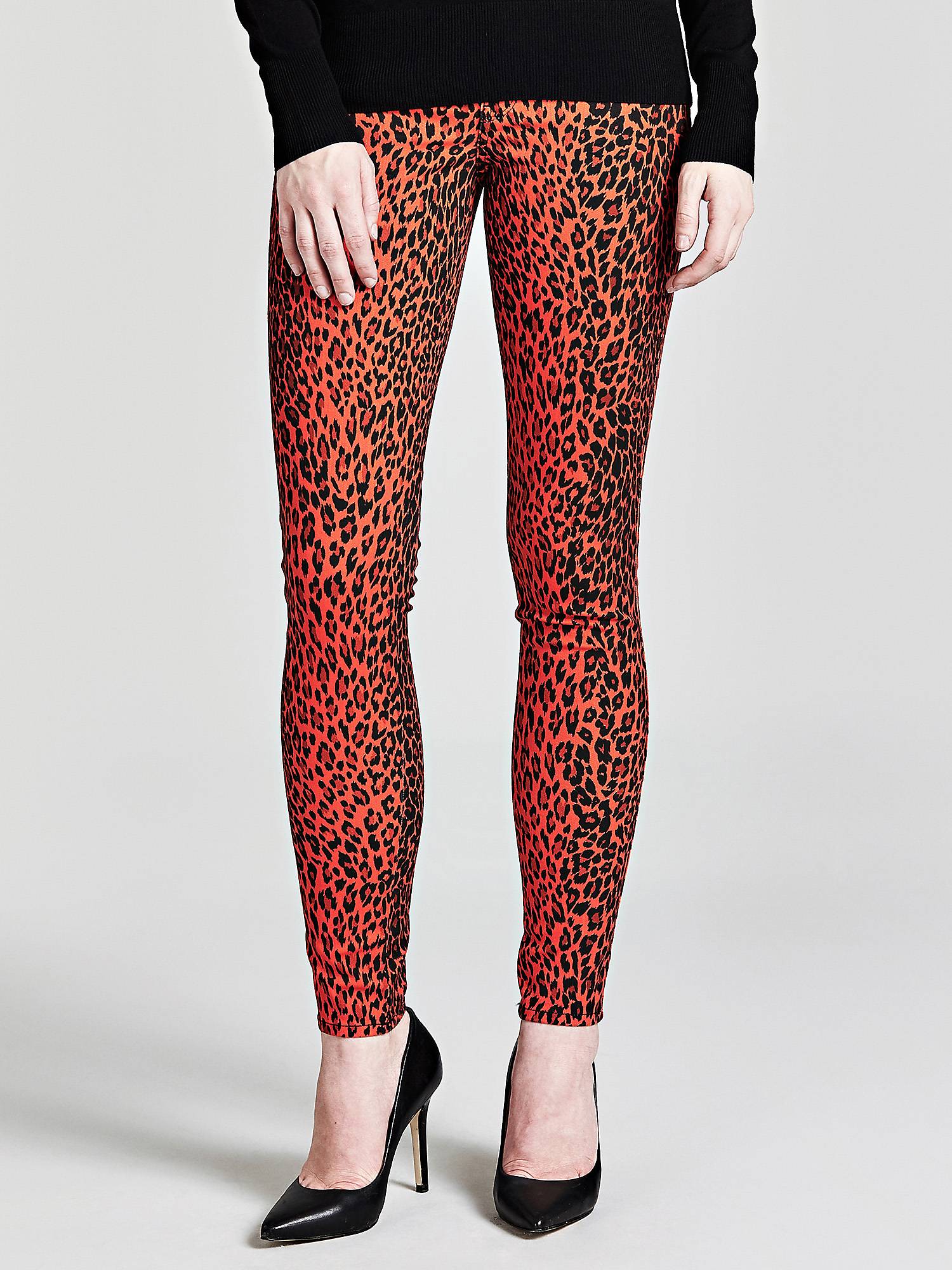 Pantaloni skinny animalier Guess al prezzo di 119,90 euro