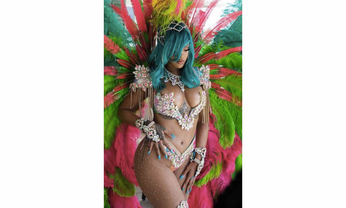 Rihanna look di Carnevale  halloween 2017 2
