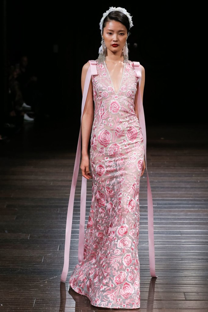 Rosa, colore moda primavera 2018 sposa