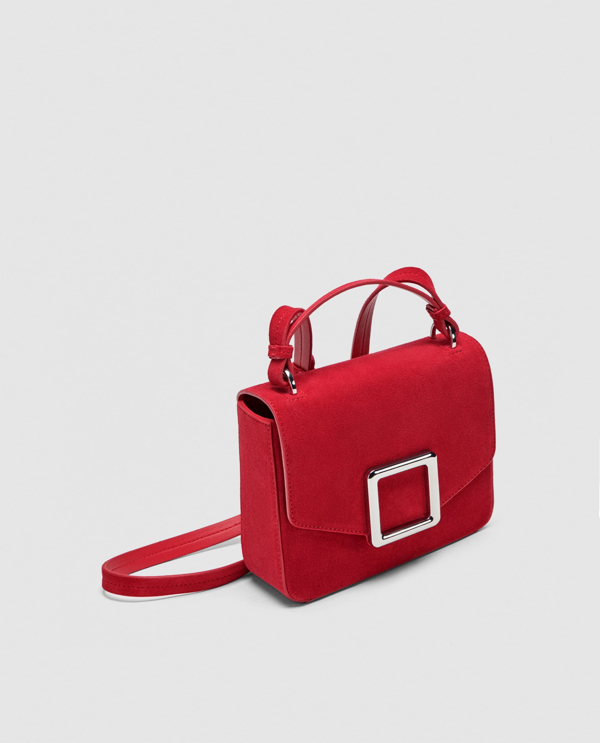 Tracolla rossa Zara da 39,95 EUR a 25,99 EUR