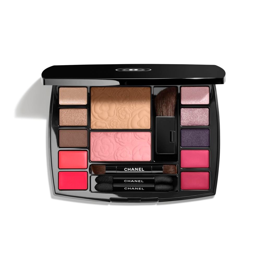 Travel make up palette Chanel