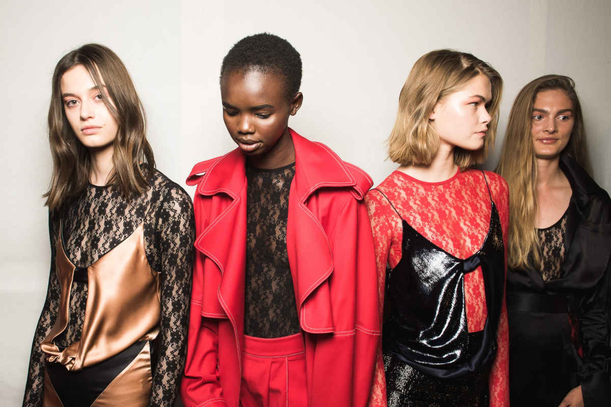 London Fashion Week: 6 trend capelli e beauty che ci faranno impazzire