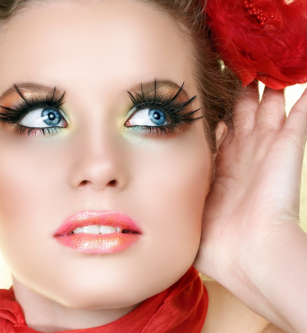 Trucco occhi carnevale ciglia finte