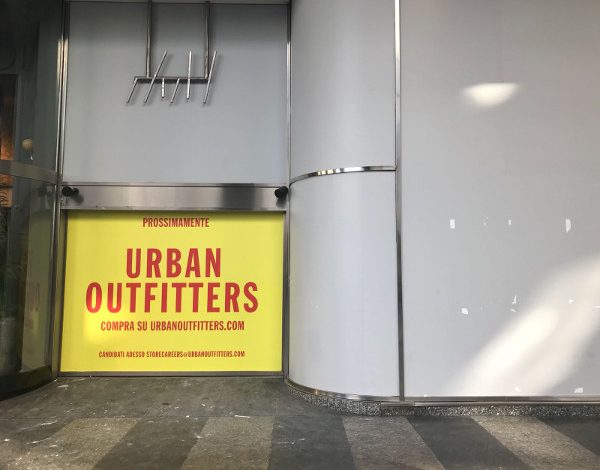 Urban Outfitters apre a Milano il suo primo negozio italiano