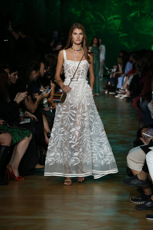 Vestito bianco lungo di pizzo Elie Saab 