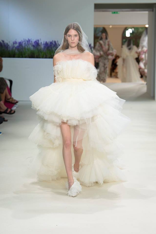 Vestito da sposa asimmetrico Giambattista Valli