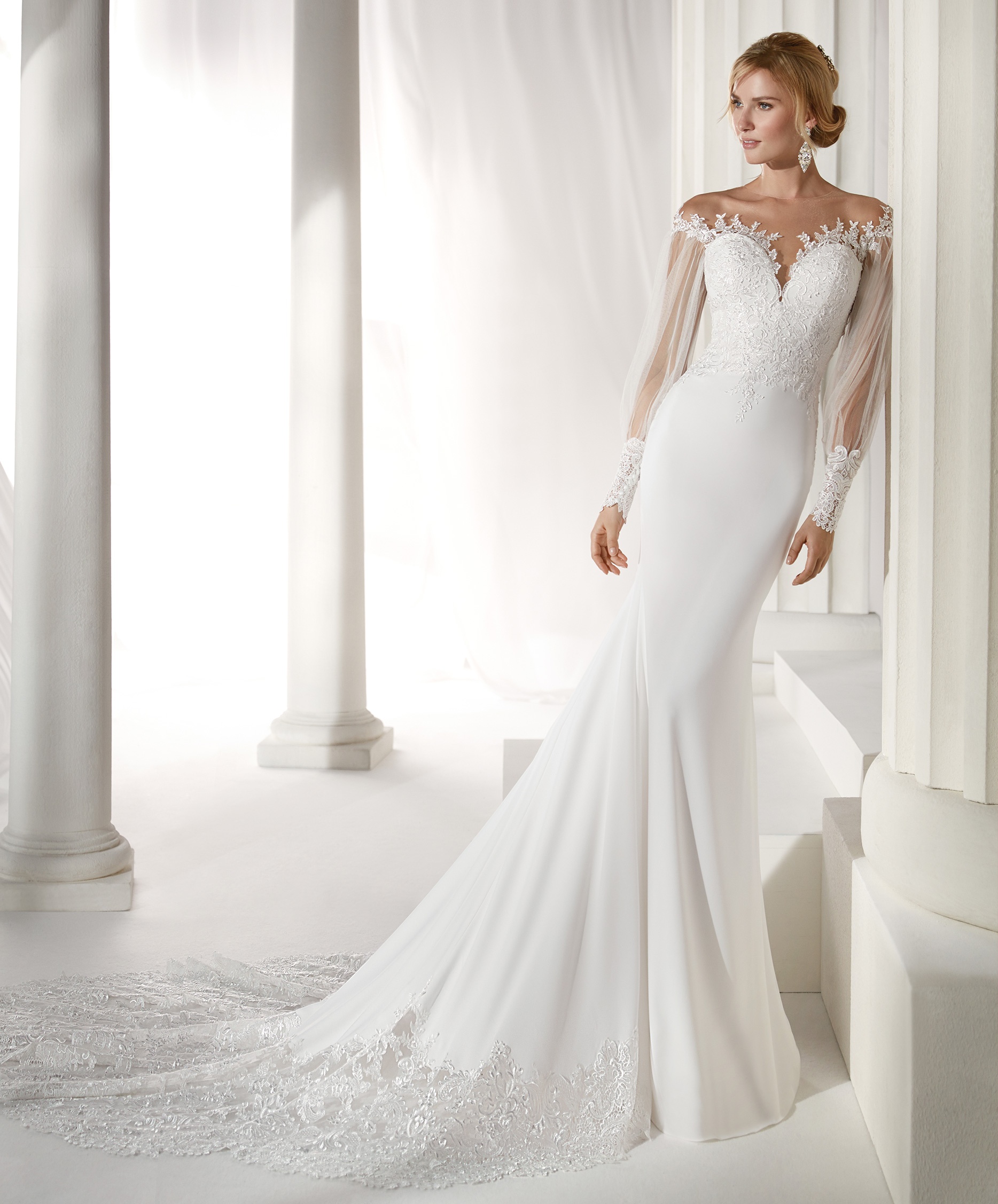 Vestito da sposa boho chic con maniche in tulle Nicole Spose