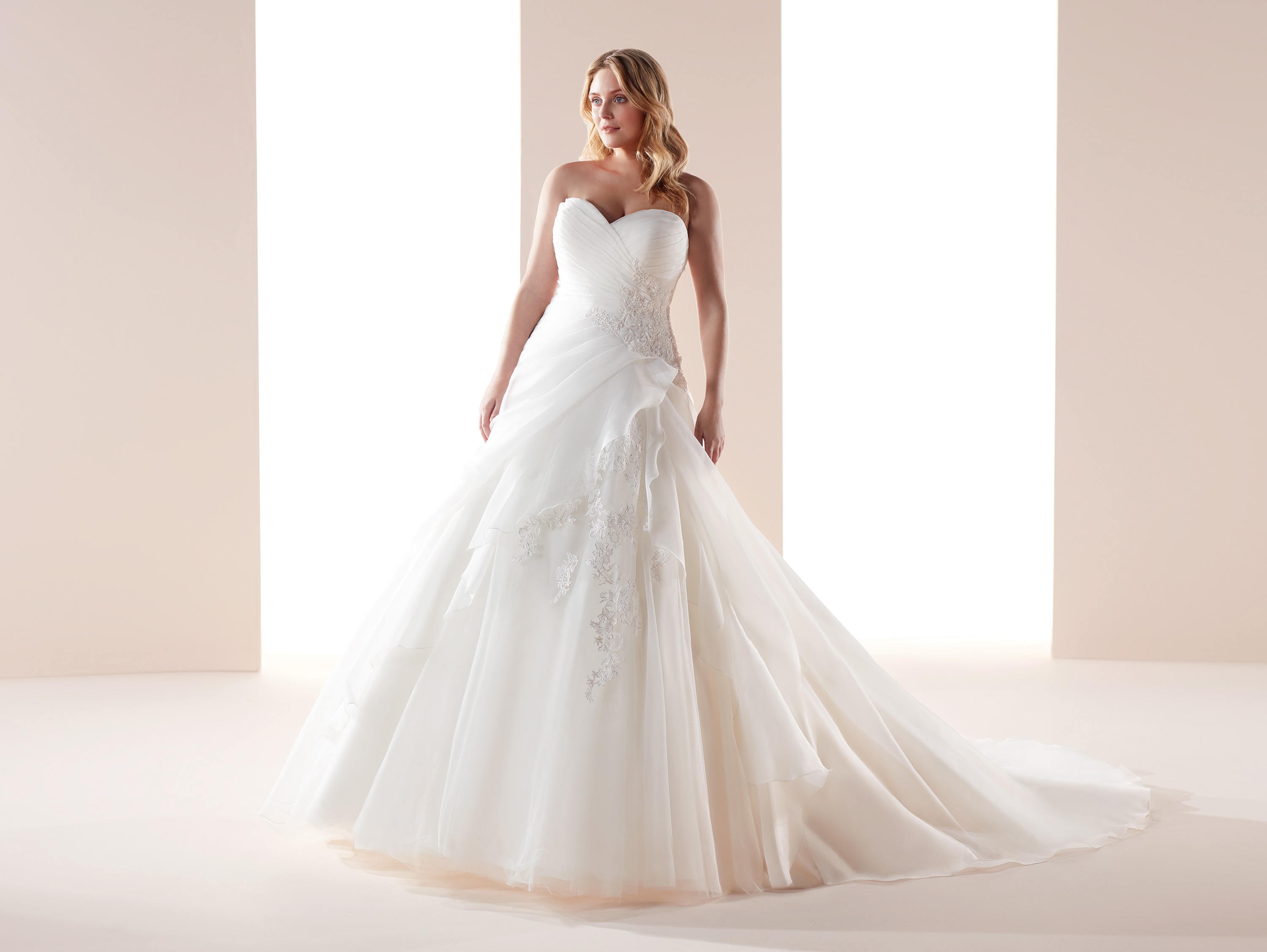 Vestito da sposa per taglie forti Nicole Lovely Wedding Curves