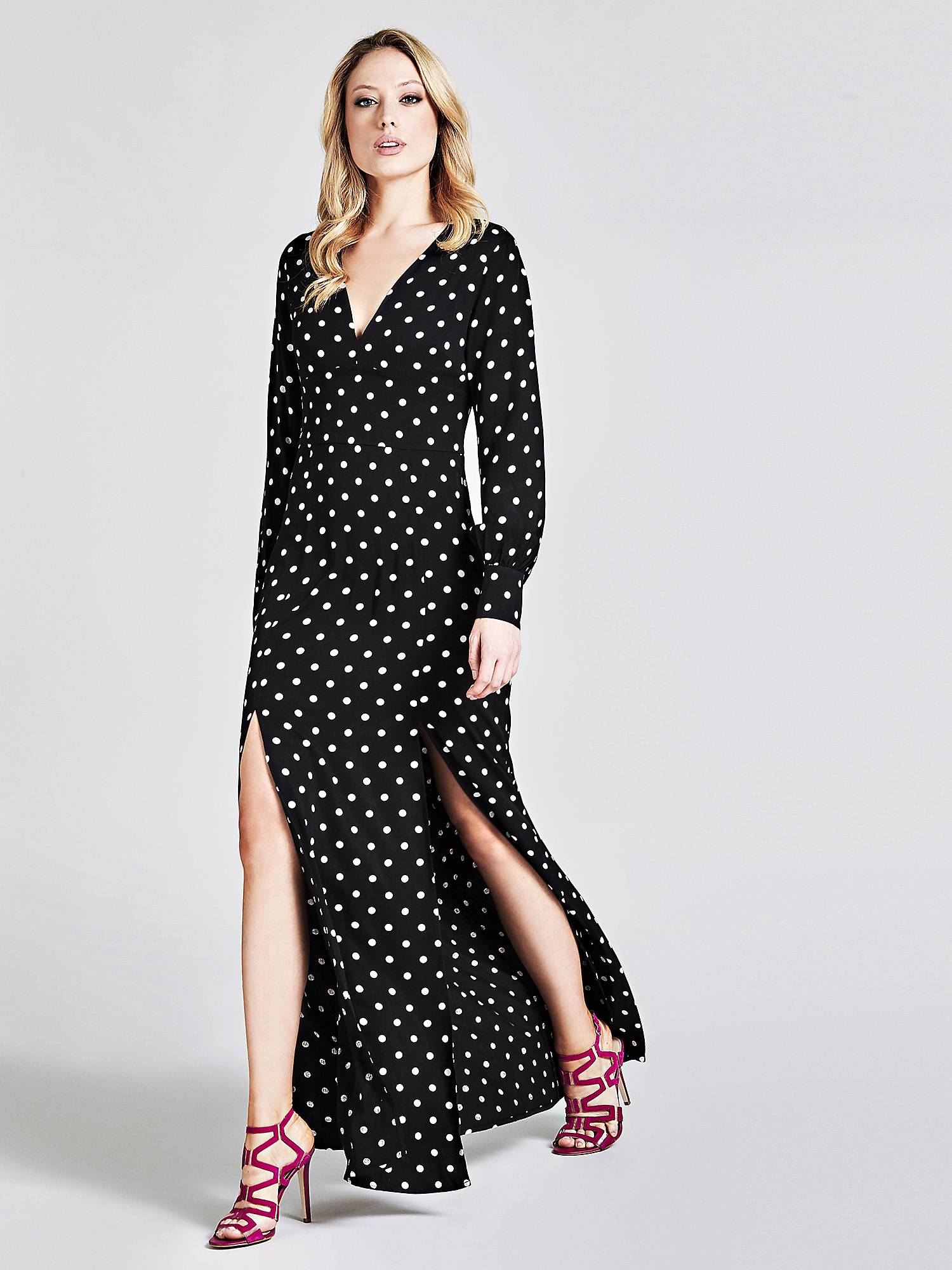 Vestito lungo a pois con spacchi a 149,90 euro