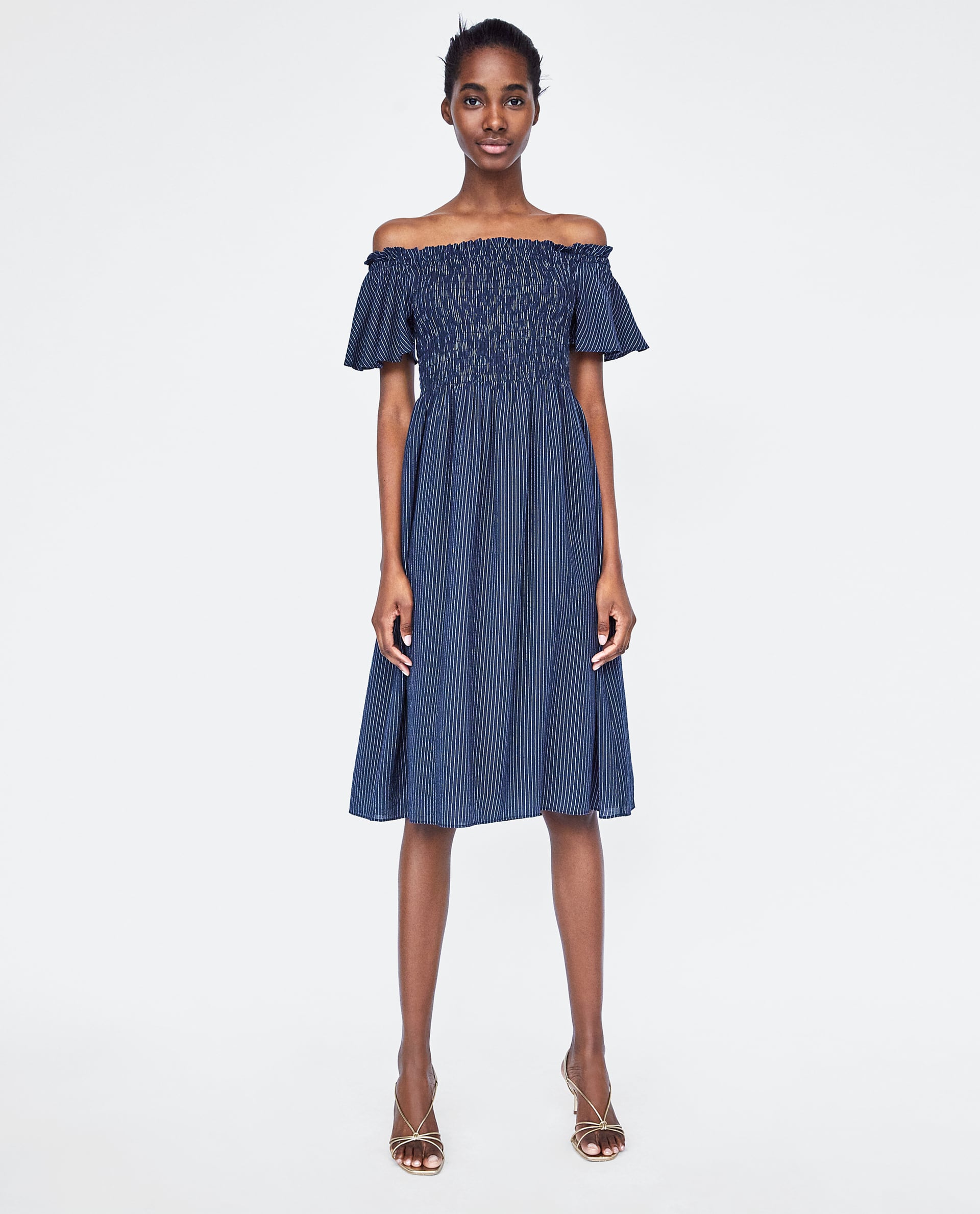 Vestito lungo con spalle scoperte Zara