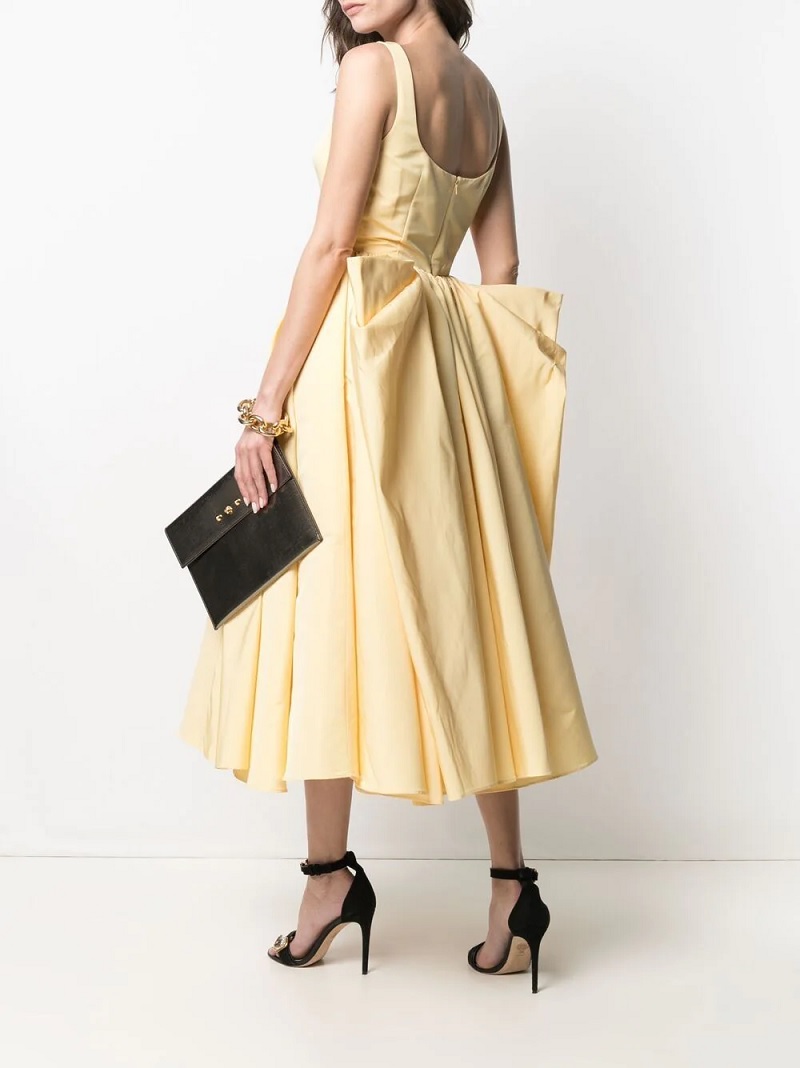 abito giallo