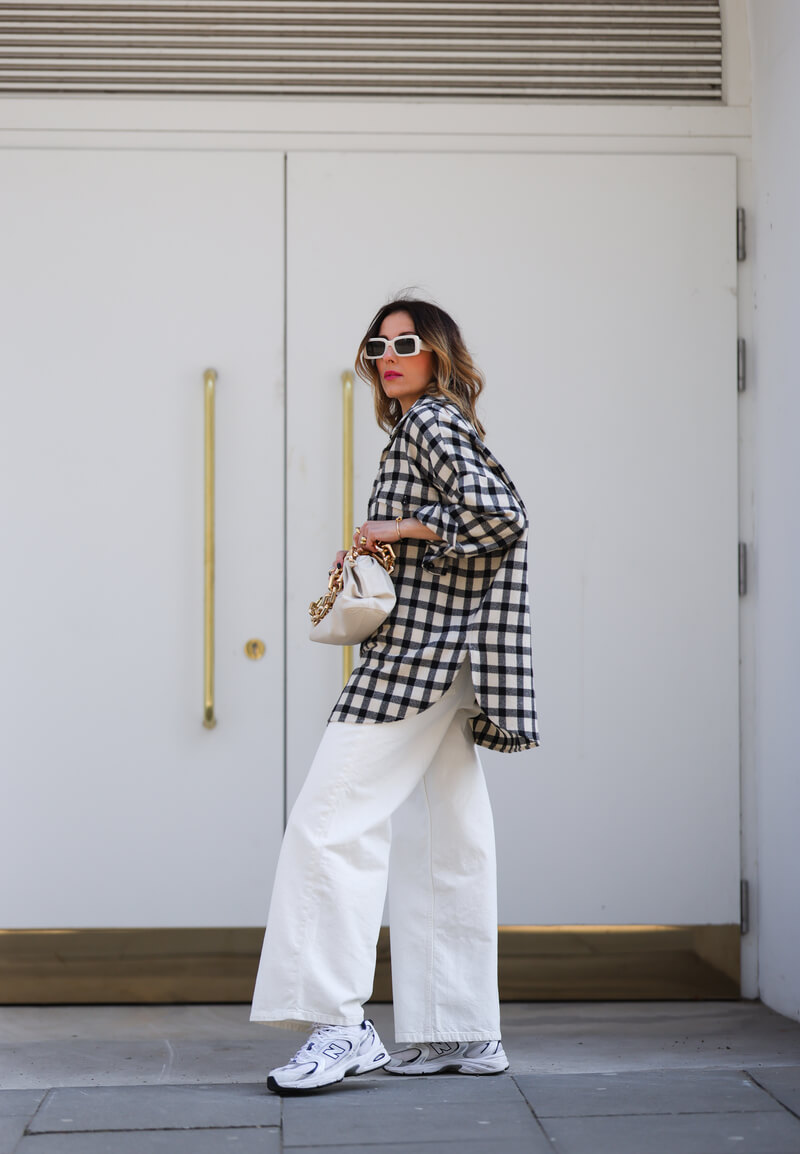 camicia over pantaloni palazzo