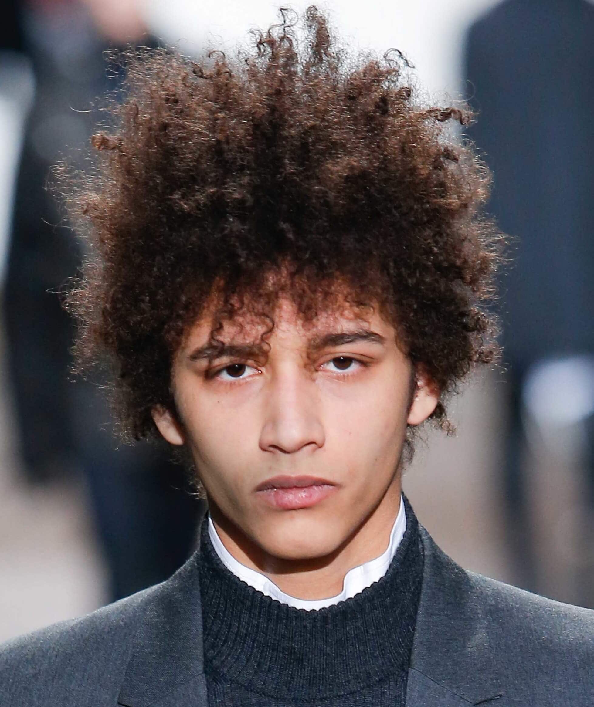 capelli ricci uomo inverno 2019