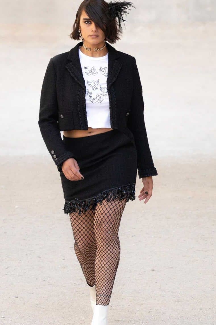 chanel cruise collection look 2