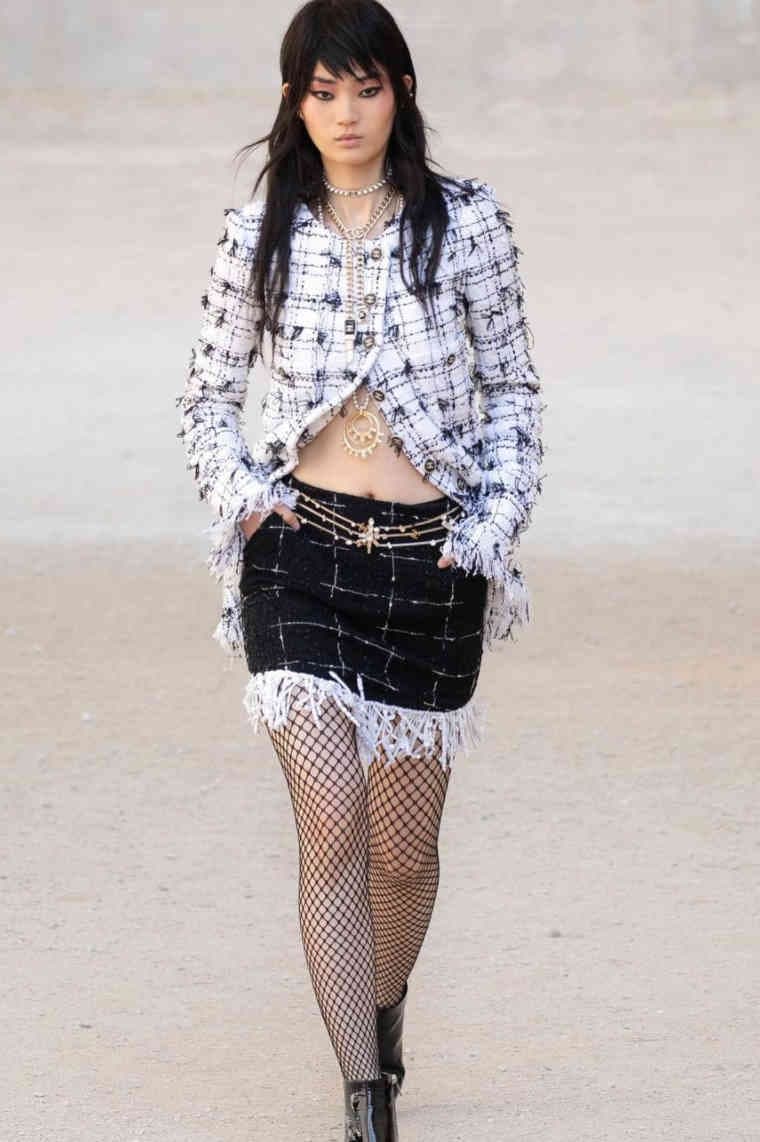 chanel cruise collection look 4