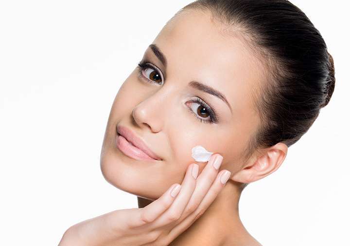 crema viso leggera estate