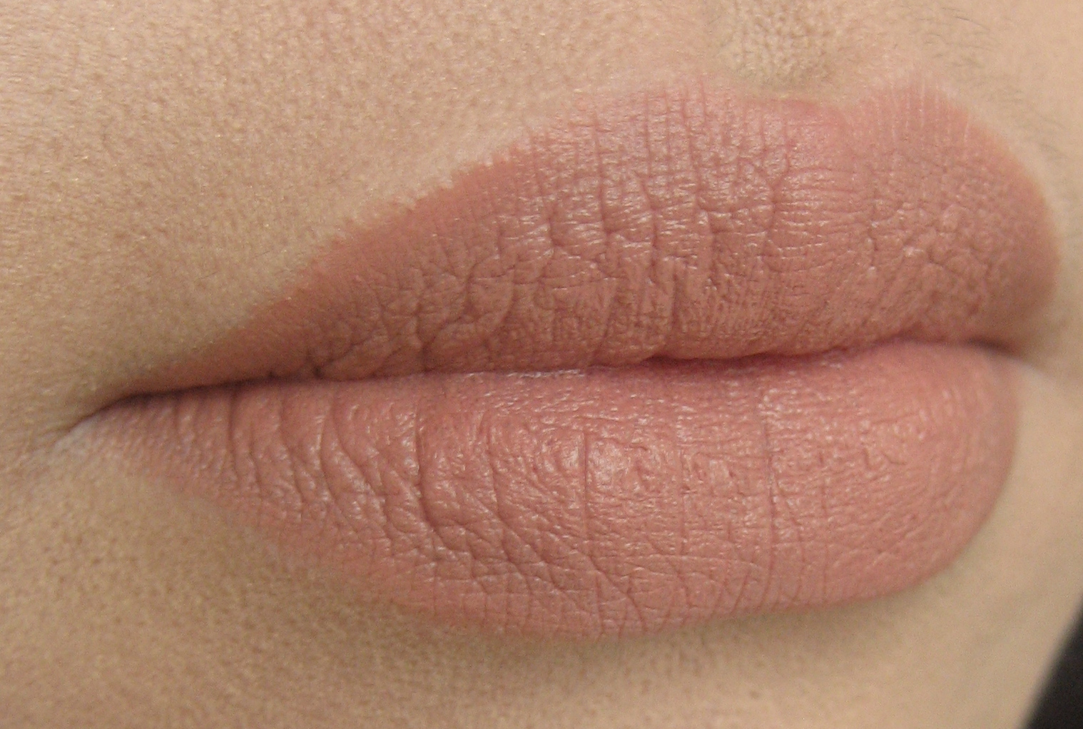 rossetto color carne pelle media