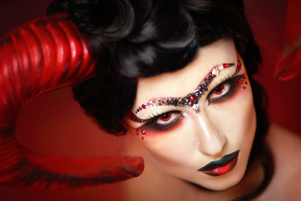 Come scegliere il trucco di Carnevale in base al segno zodiacale
