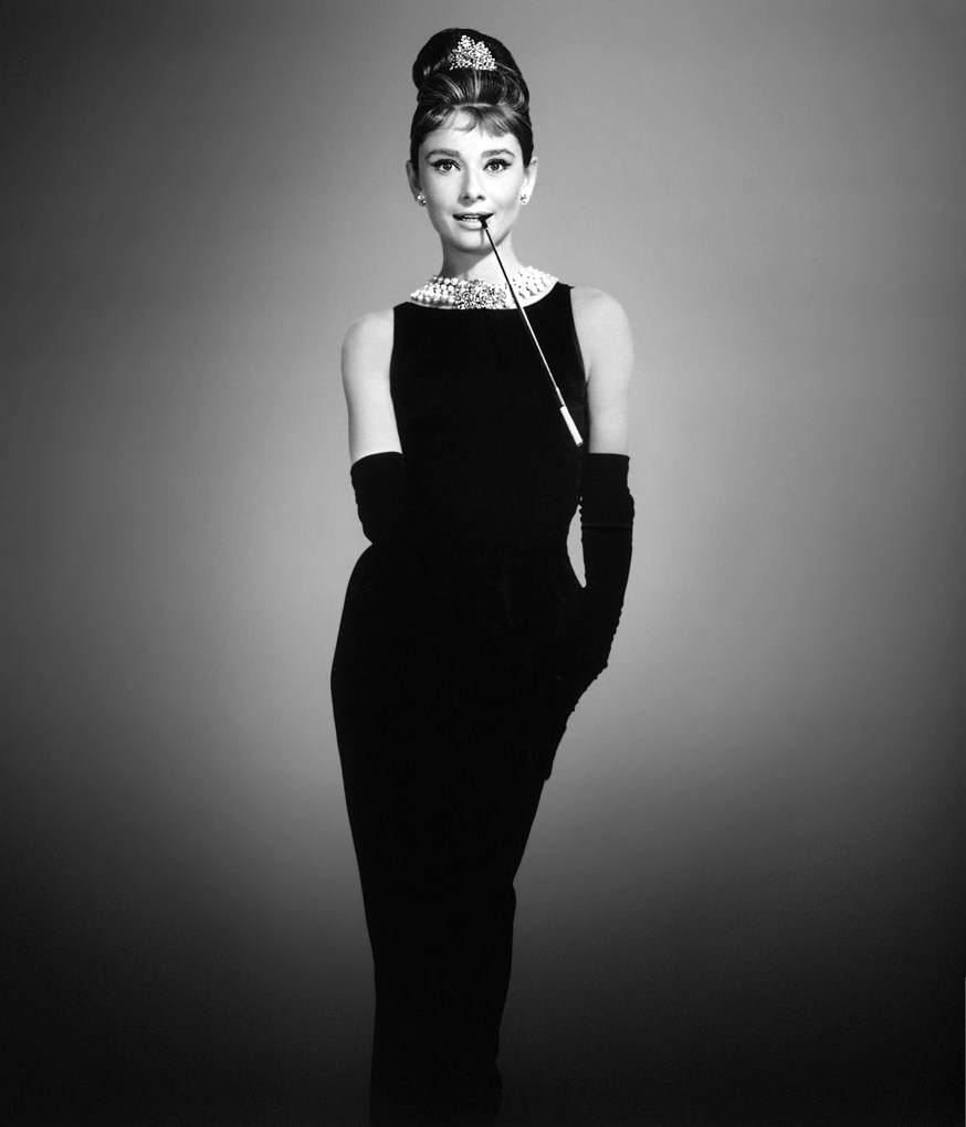 E’ morto Hubert de Givenchy: il maestro di moda che creo’ il mito del tubino nero di Audrey Hepburn