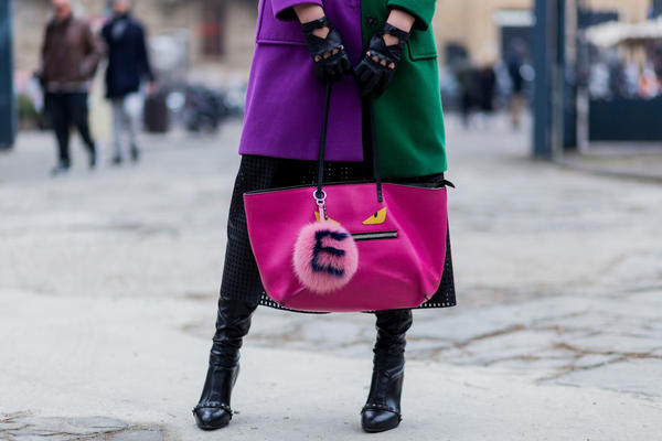 ultra violet borsa fucsia